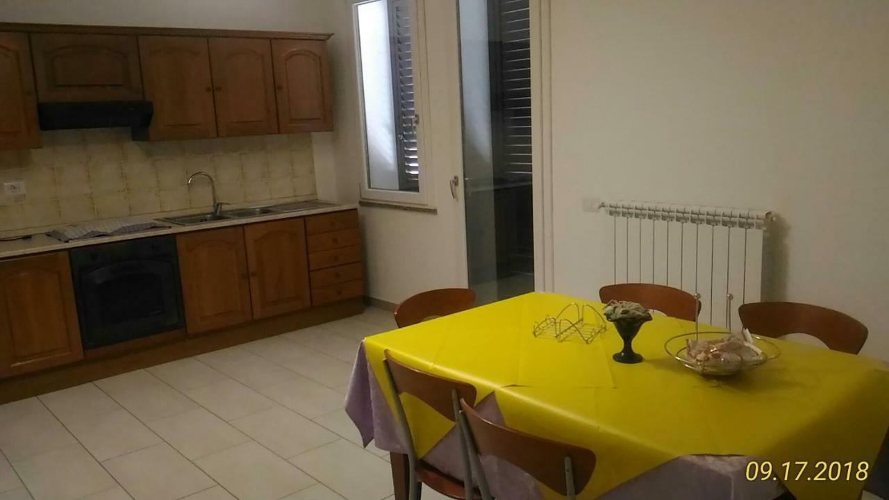 B&B Madau Samugheo Eksteriør billede
